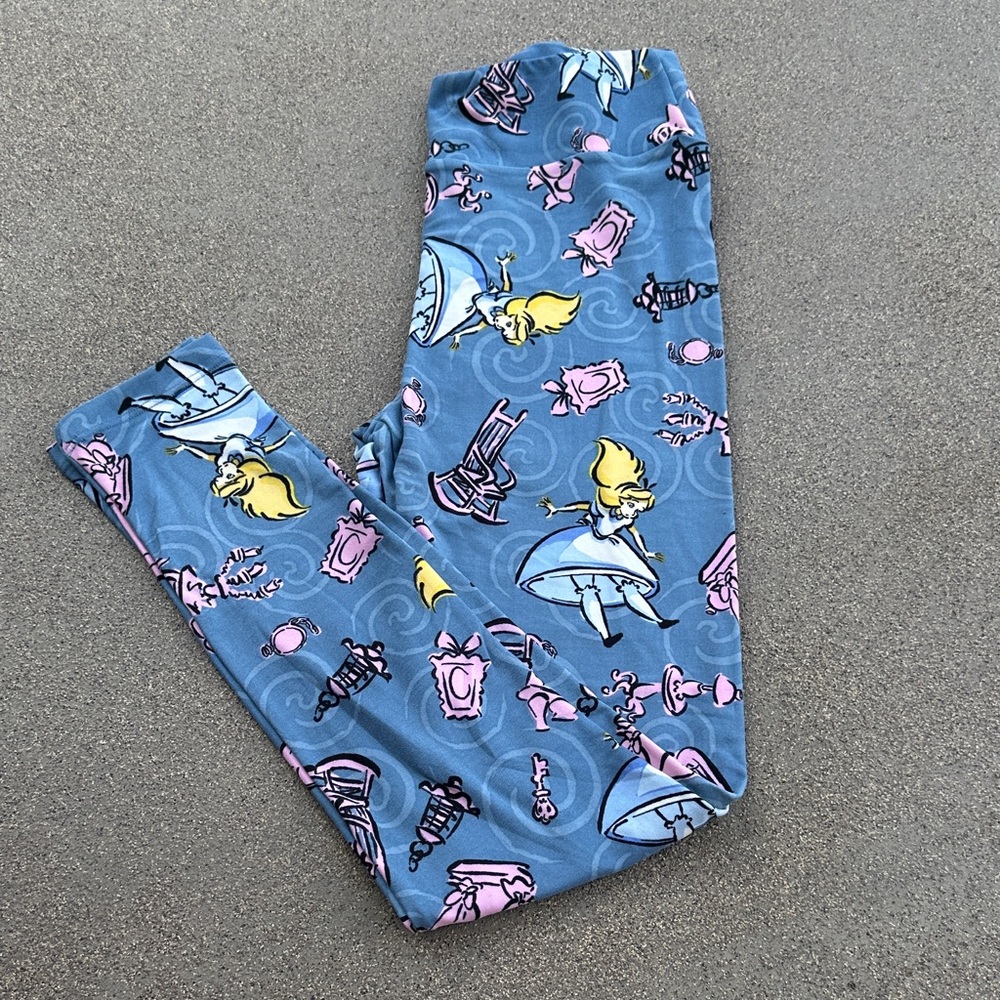 NWOT LuLaRoe Adult Disney Alice in Wonderland Leggings - Sz OS